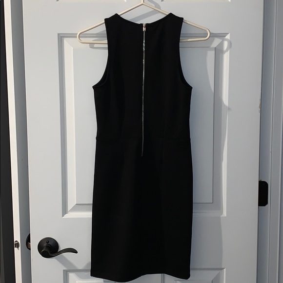 Black dress from Forever 21 - Picture 2 of 2